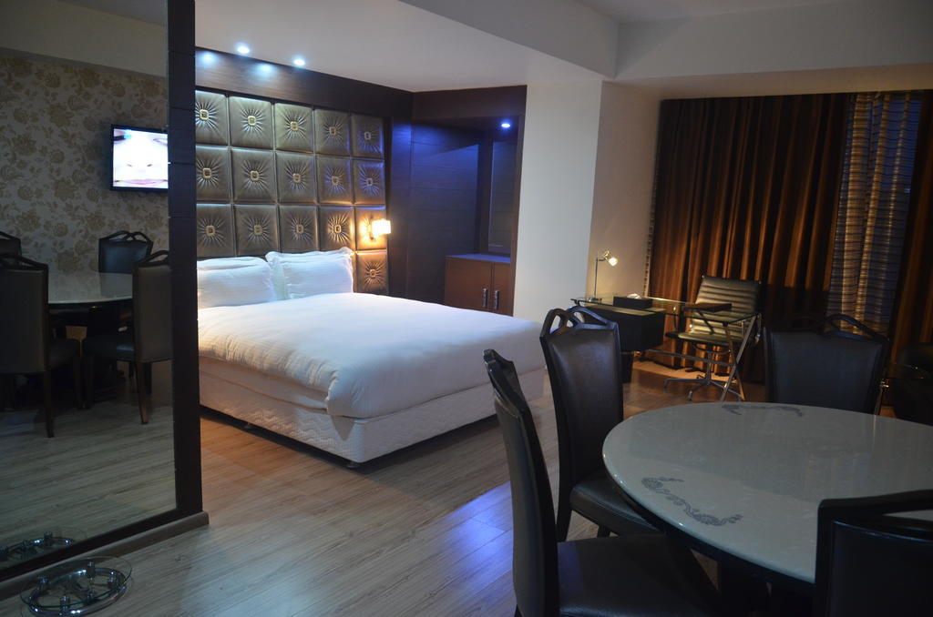 Hotel Patliputra Exotica Patna  Habitación foto