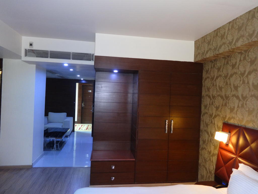 Hotel Patliputra Exotica Patna  Exterior foto